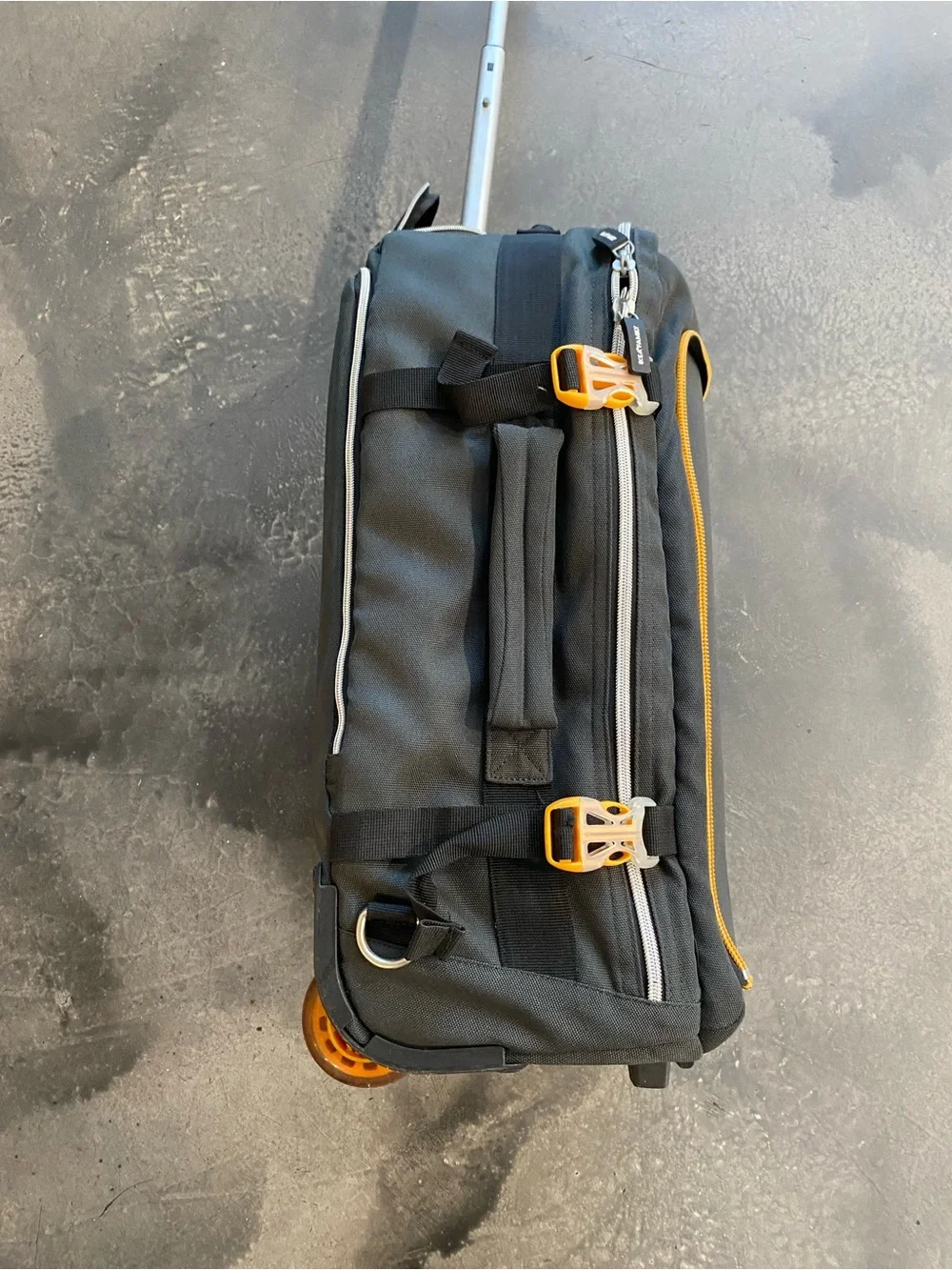 IKEA Family CarryOn Upptacka Wheeled Suitcase Luggage *No Backpack* 22” Jun 026)